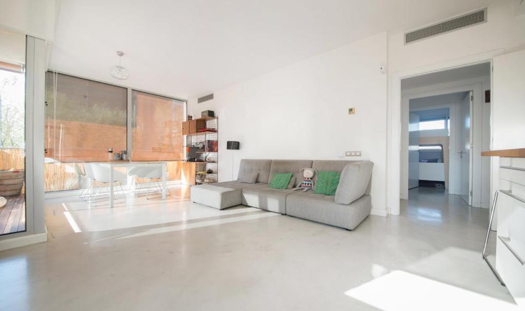 Magnificent Apartment Close To The Beach ซานต์อาเตรียเดเบซอซ ภายนอก รูปภาพ