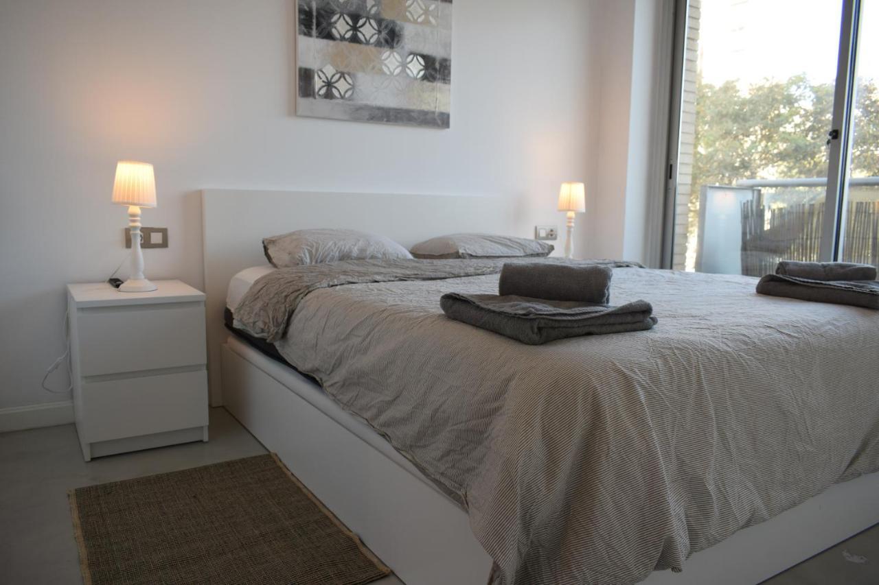 Magnificent Apartment Close To The Beach ซานต์อาเตรียเดเบซอซ ภายนอก รูปภาพ